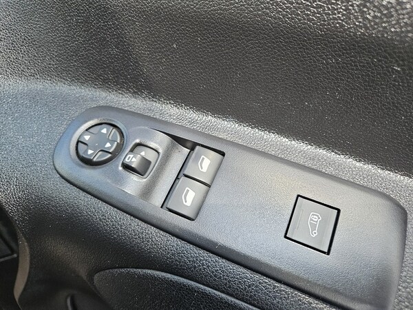 Used Peugeot Partner 2023 for sale - 75321629: Photo 27