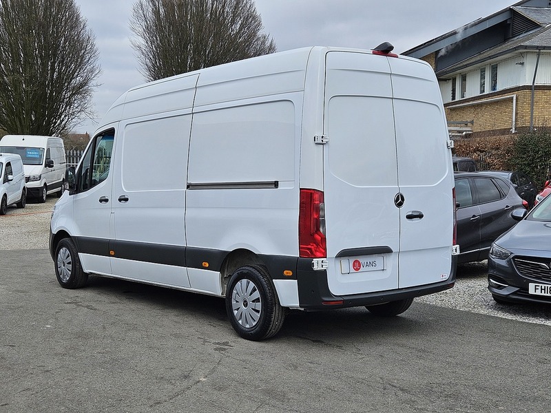 Used Mercedes-Benz Sprinter 2023 for sale - 77990098: Photo 11
