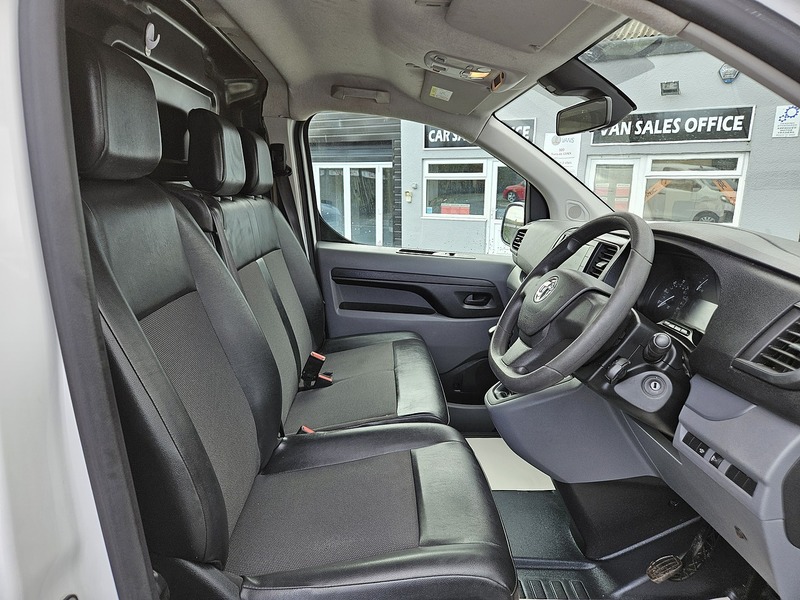 Used Vauxhall Vivaro 2022 for sale - 77817942: Photo 5