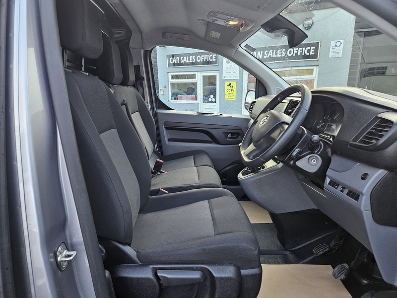 Used Vauxhall Vivaro 2022 for sale - 77990096: Photo 5