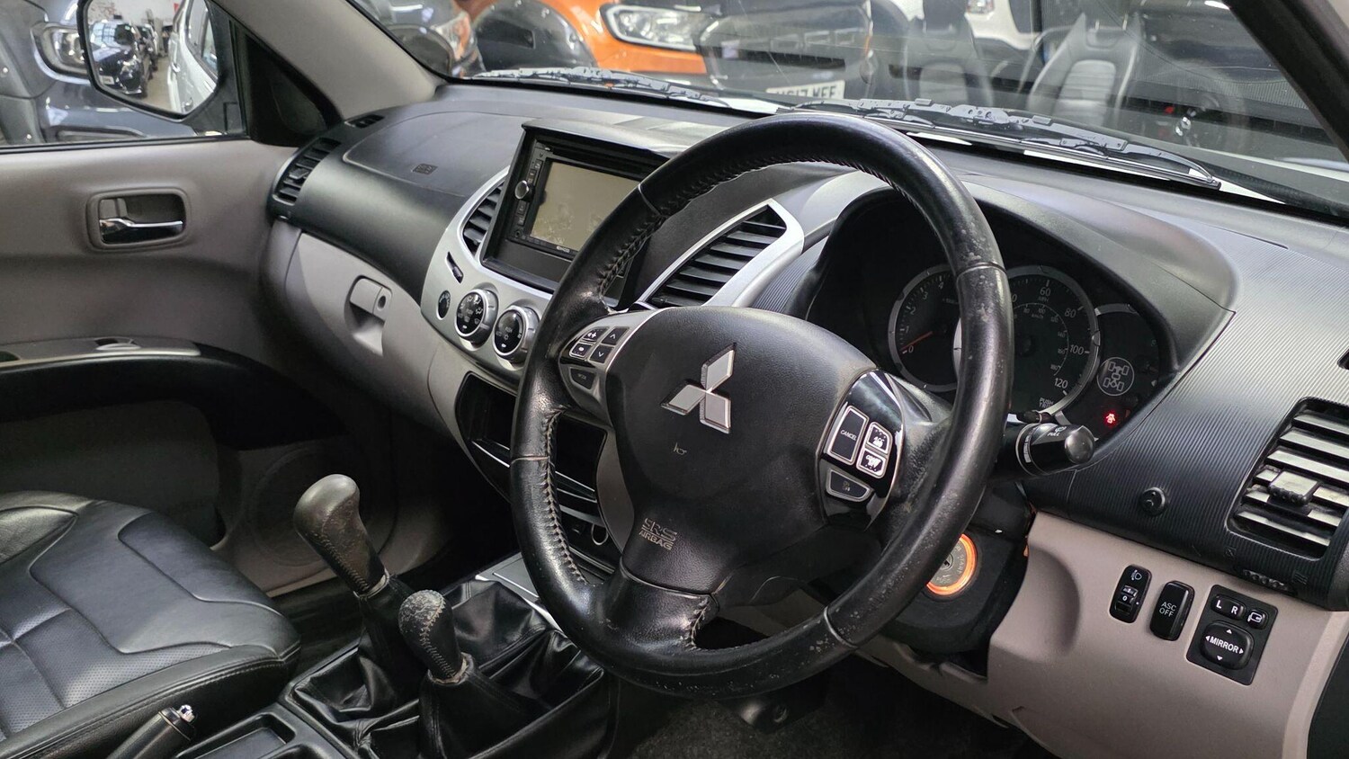 Used Mitsubishi L200 2012 for sale - 77808437: Photo 10