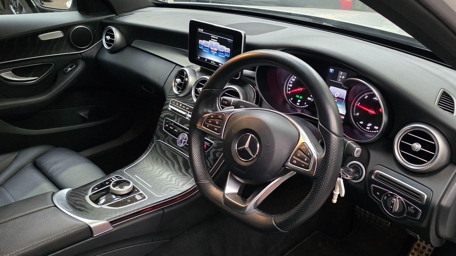 Used Mercedes-Benz C Class 2017 for sale - 77400448: Photo 10