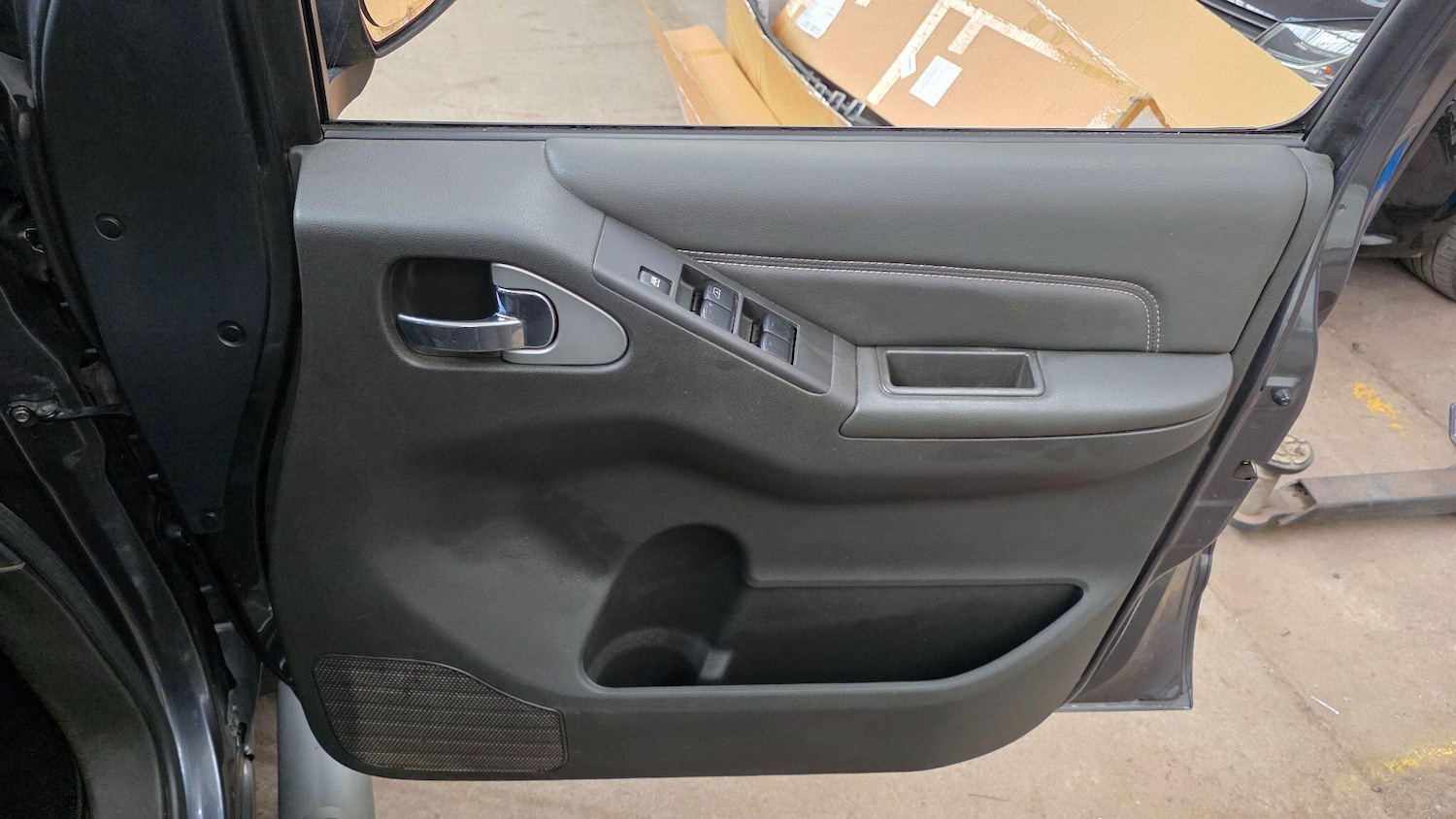 Used Nissan Navara 2015 for sale - 77977838: Photo 12