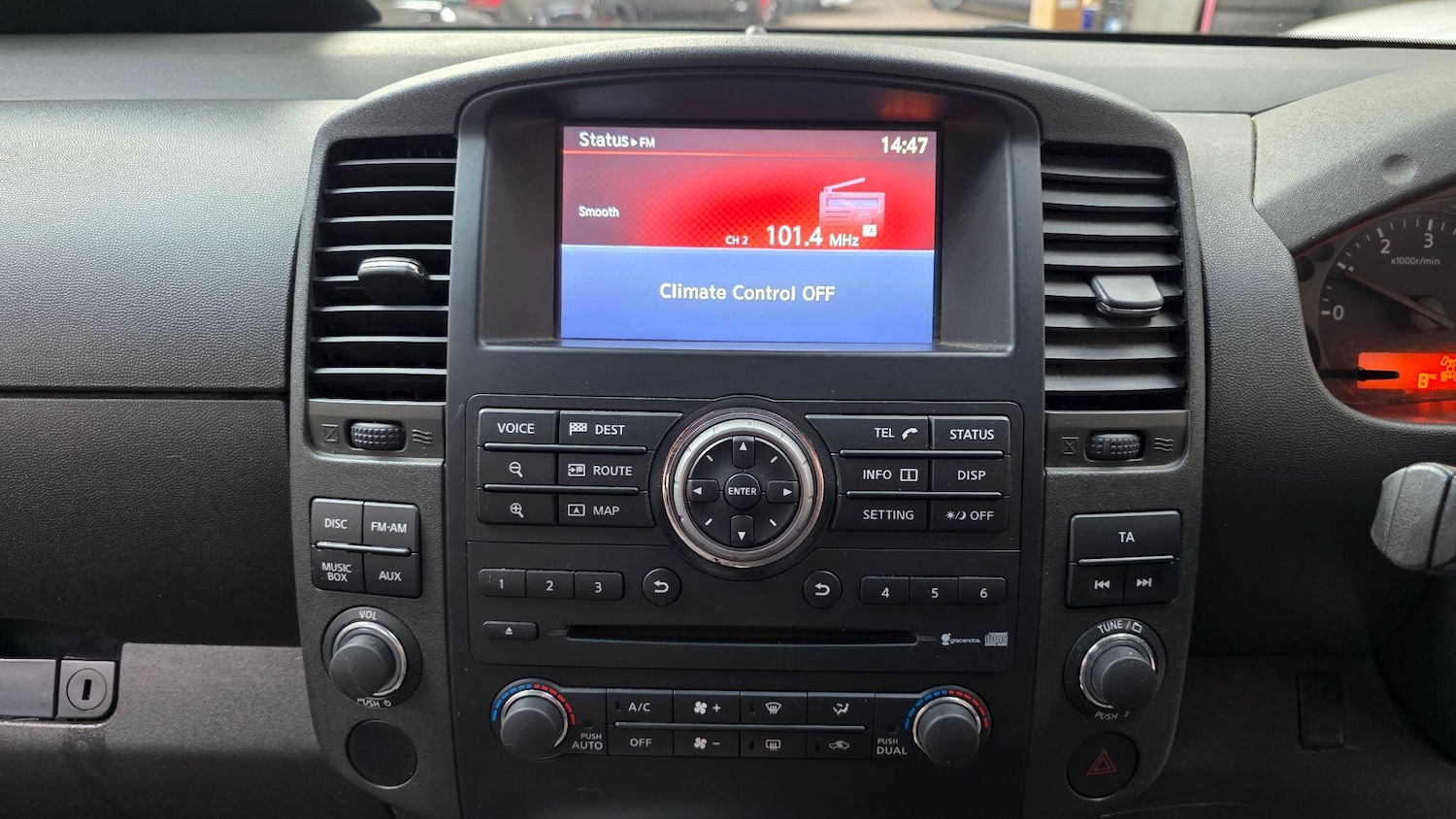 Used Nissan Navara 2015 for sale - 77977838: Photo 24