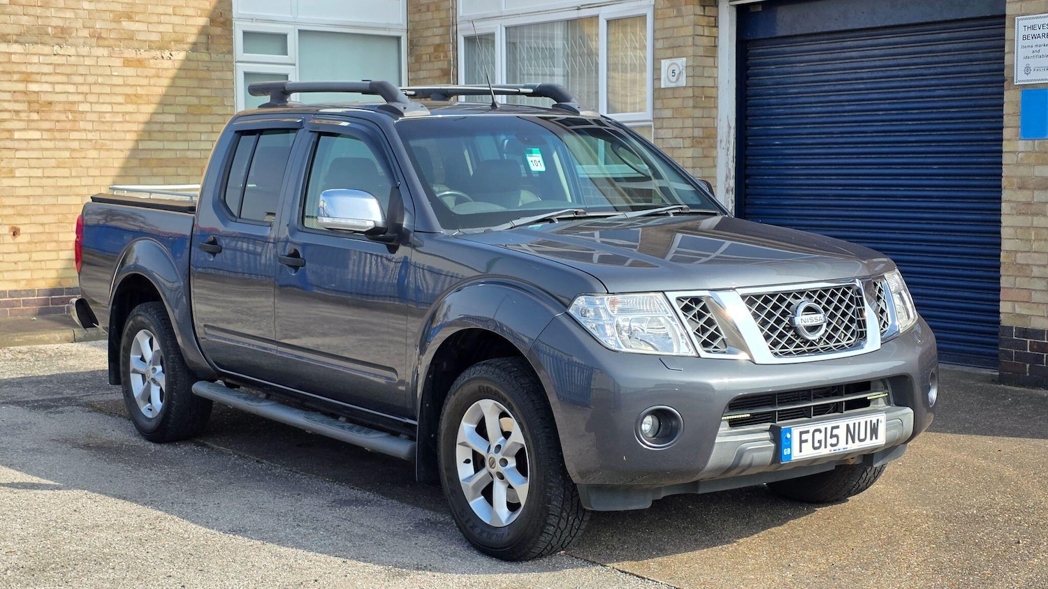 Used Nissan Navara 2015 for sale - 77977838: Photo 5