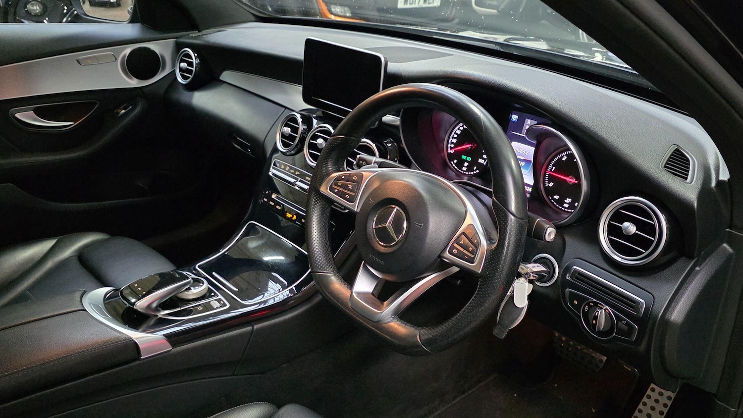 Used Mercedes-Benz C Class 2017 for sale - 77358315: Photo 10