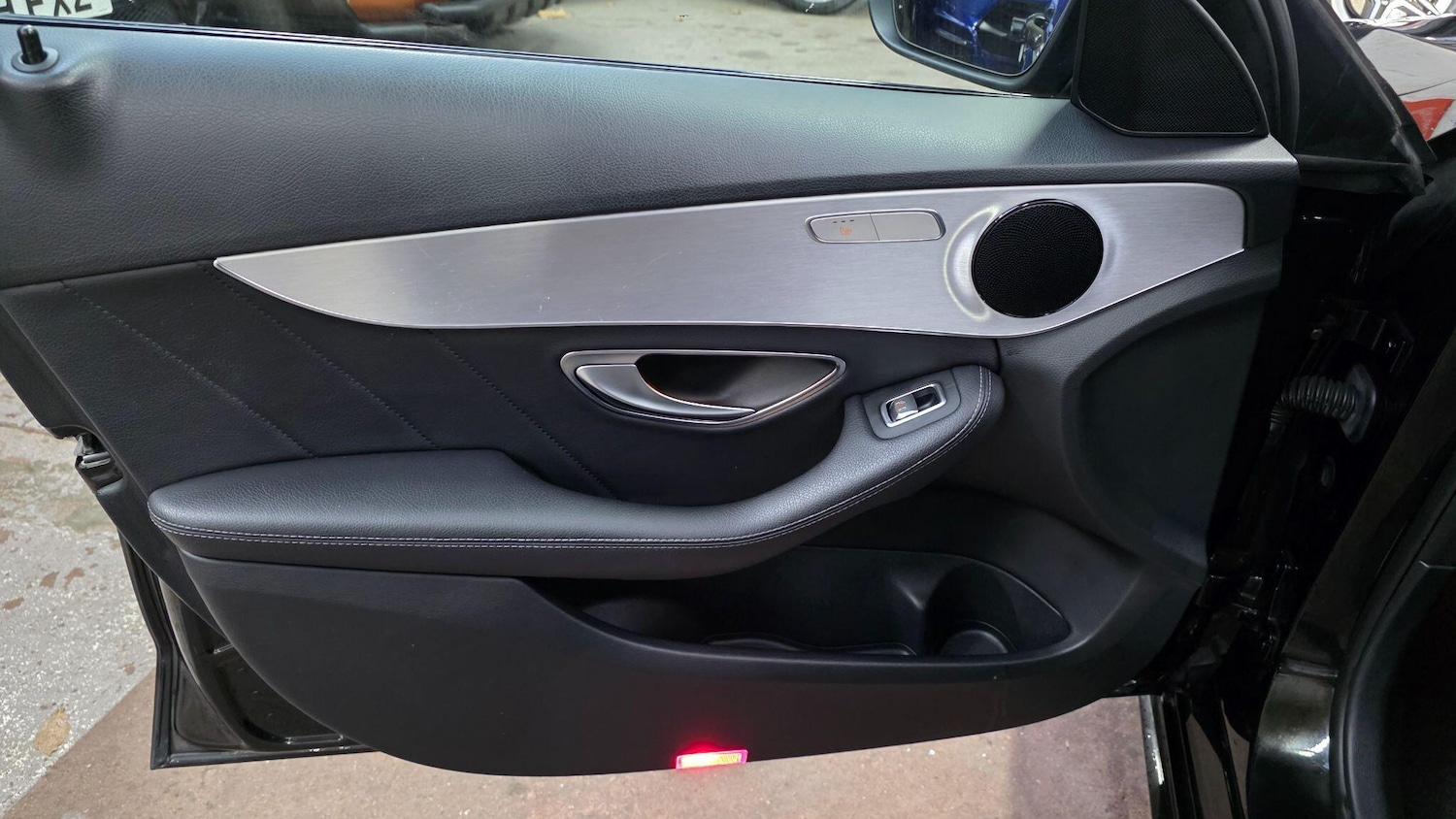 Used Mercedes-Benz C Class 2017 for sale - 77358315: Photo 16