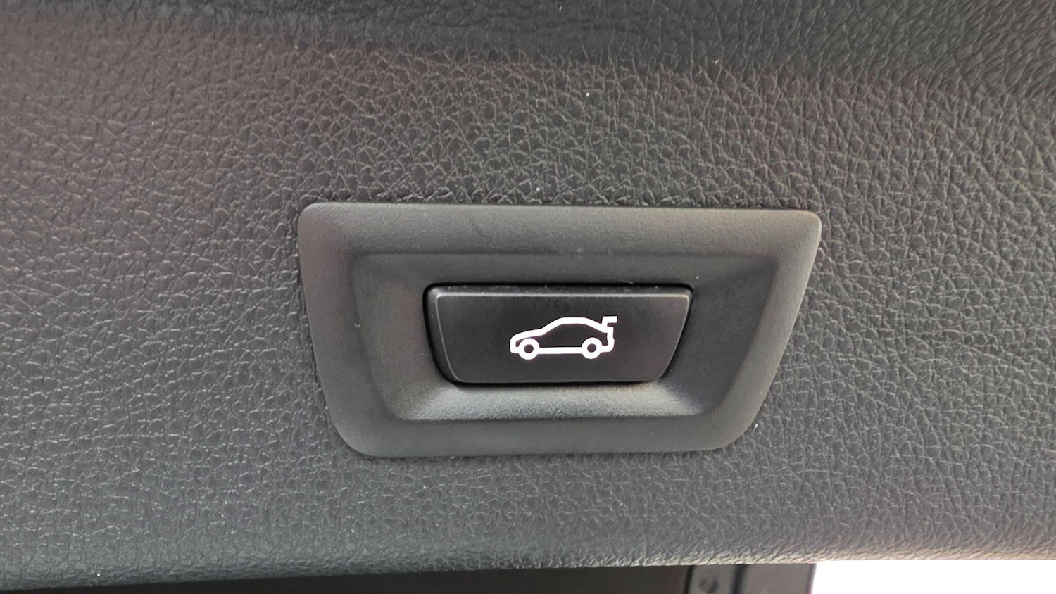 Used BMW 3 Series 2017 for sale - 77670848: Photo 13