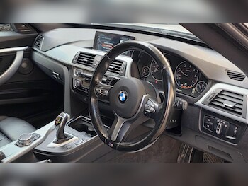 Used BMW 3 Series 2017 for sale - 77670848: Photo