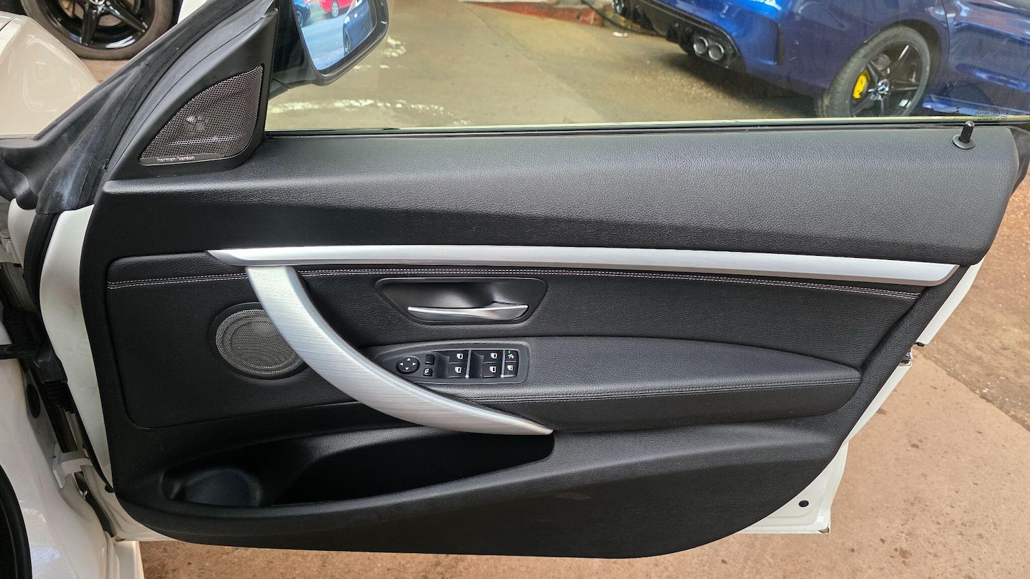 Used BMW 3 Series 2017 for sale - 77670848: Photo 6