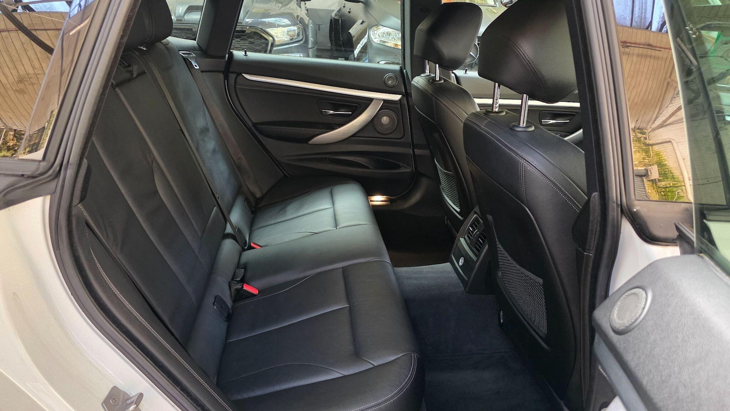 Used BMW 3 Series 2017 for sale - 77670848: Photo 8