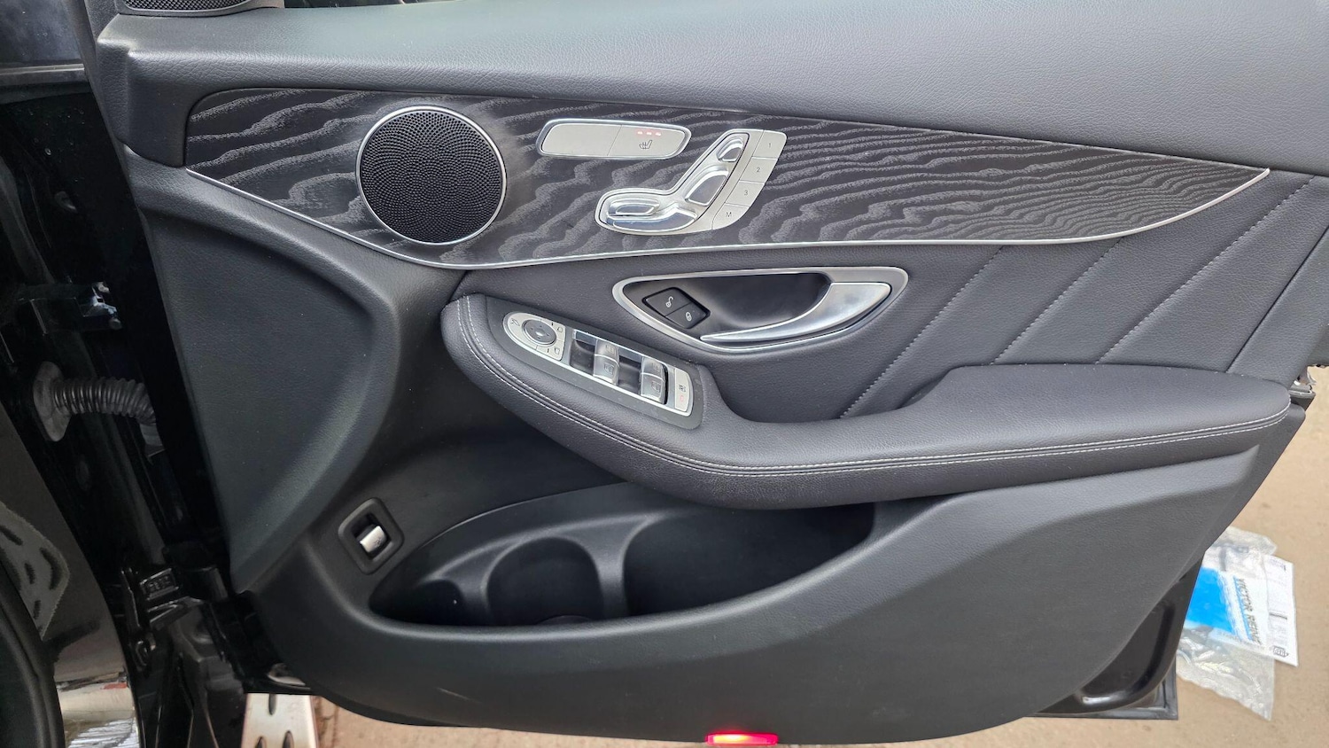 Used Mercedes-Benz GLC for sale - 77586192: Photo 3