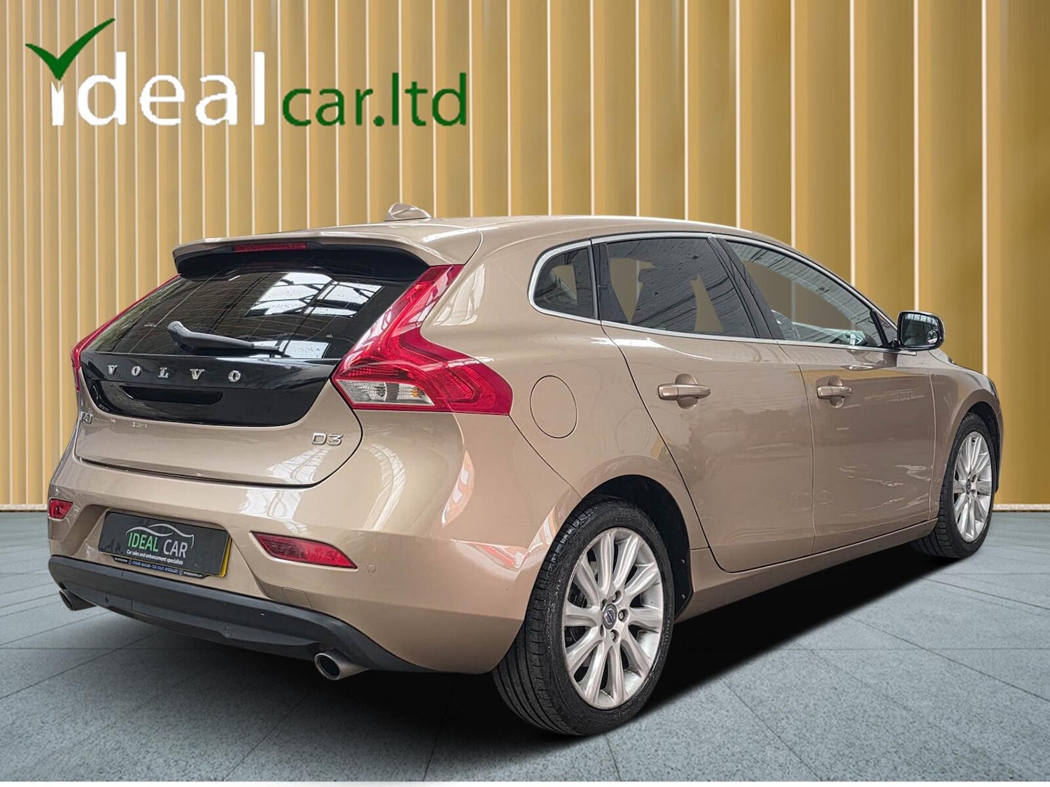 Used Volvo V40 2013 for sale - 78034549: Photo 7