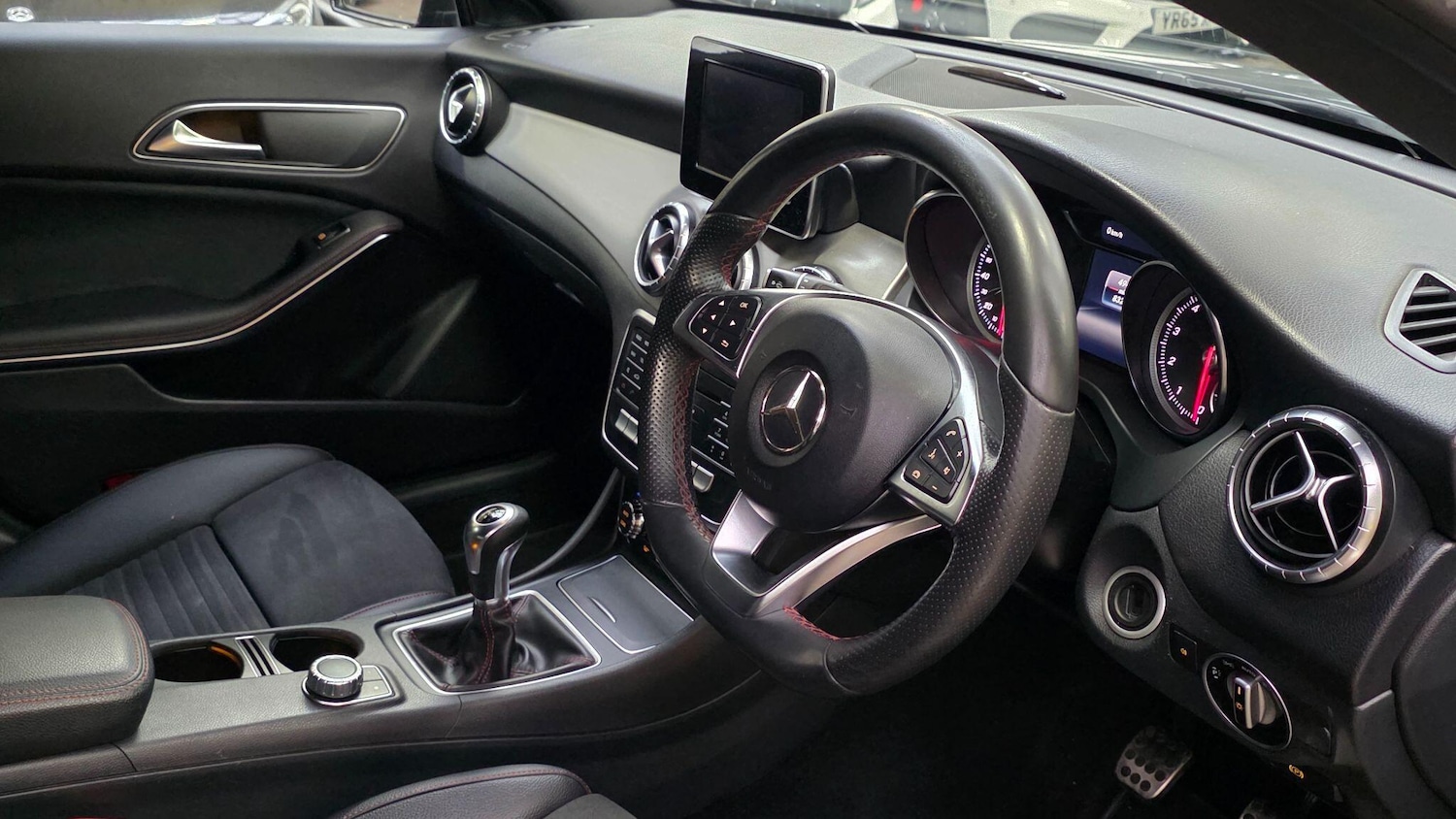 Used Mercedes-Benz CLA 2018 for sale - 77564815: Photo 10