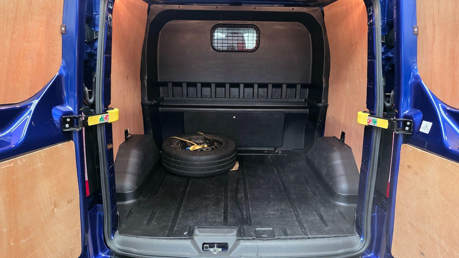 Used Ford Transit Custom 2018 for sale - 77315152: Photo 19