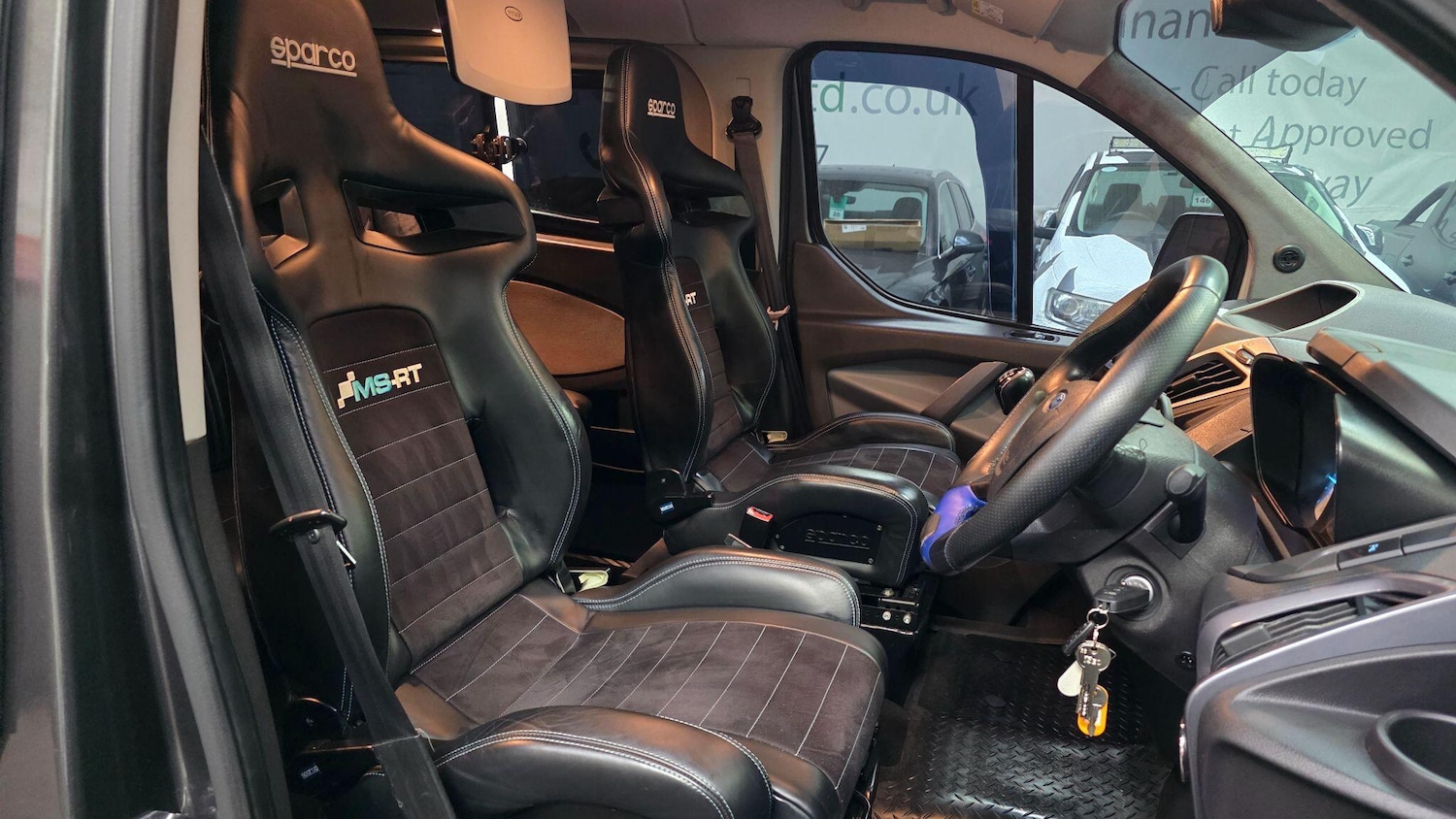 Used Ford Transit Custom 2017 for sale - 77255507: Photo 2