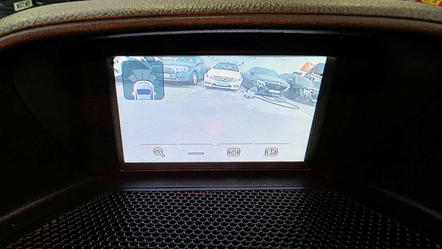 Used Ford Transit Custom 2017 for sale - 77255507: Photo 32