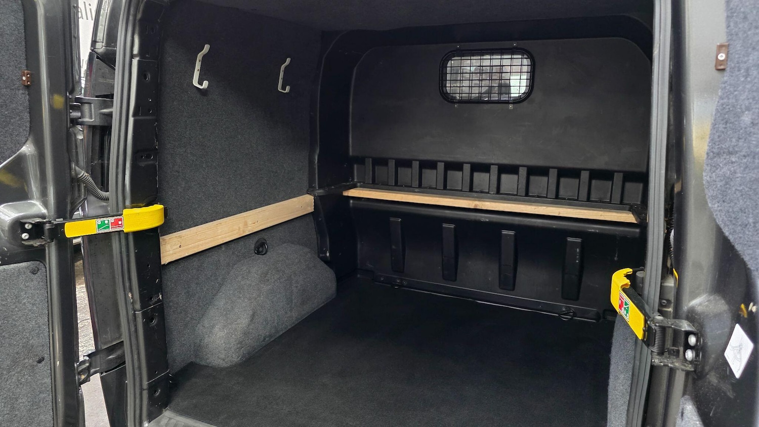 Used Ford Transit Custom 2017 for sale - 77255507: Photo 49