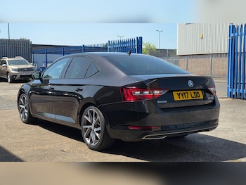 Used Skoda Superb 2017 for sale - 78695496: Photo