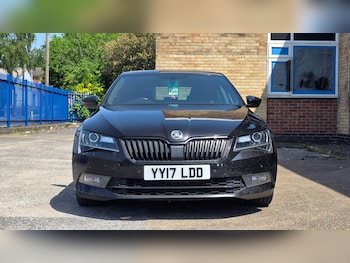 Used Skoda Superb 2017 for sale - 78695496: Photo