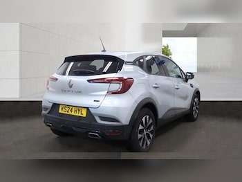 Used Renault Captur 2024 for sale - 78608982: Photo