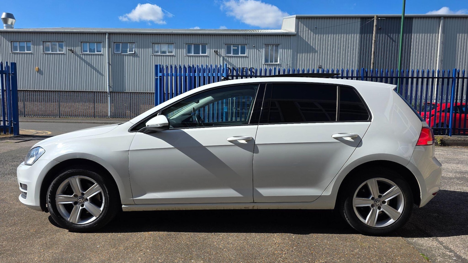 Used Volkswagen Golf for sale - 78115213: Photo 4