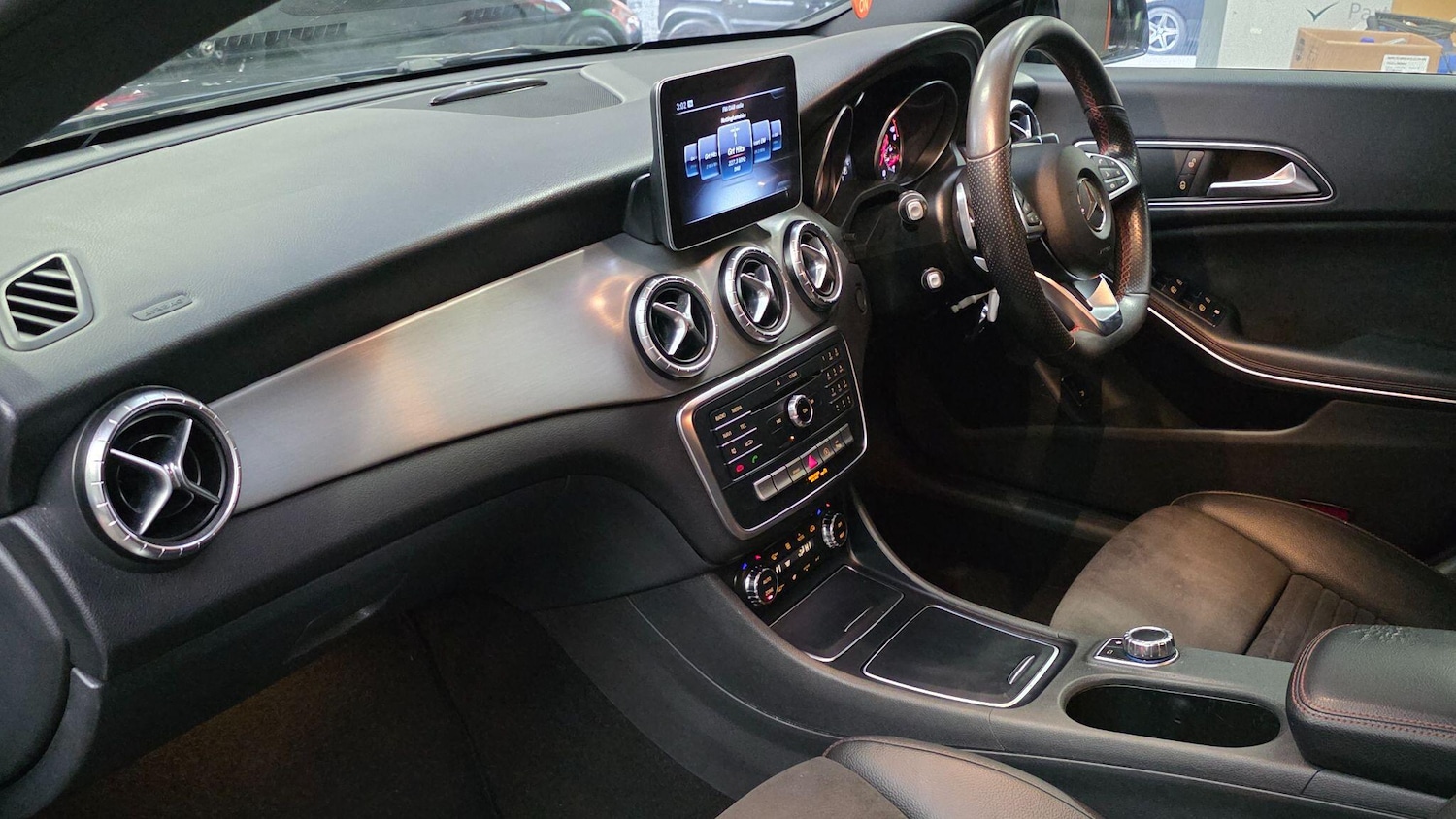 Used Mercedes-Benz CLA for sale - 77190911: Photo 26