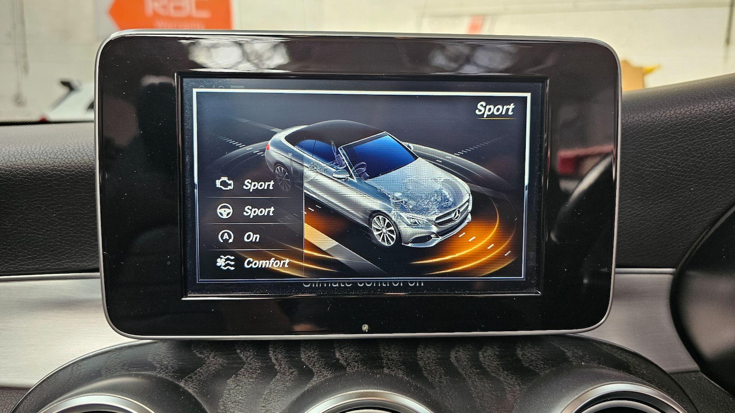 Used Mercedes-Benz C Class for sale - 77190373: Photo 32