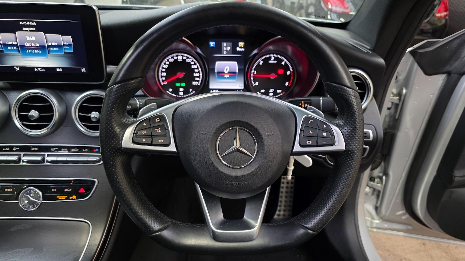 Used Mercedes-Benz C Class 2016 for sale - 77469341: Photo 10