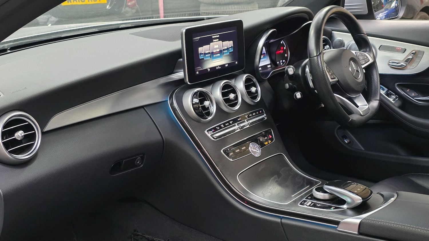 Used Mercedes-Benz C Class 2016 for sale - 77469341: Photo 17