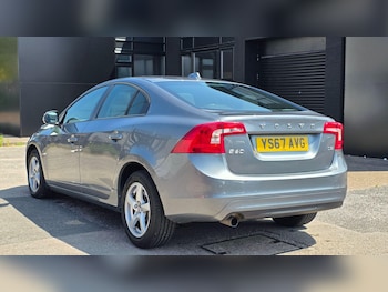 Used Volvo S60 2017 for sale - 79235858: Photo