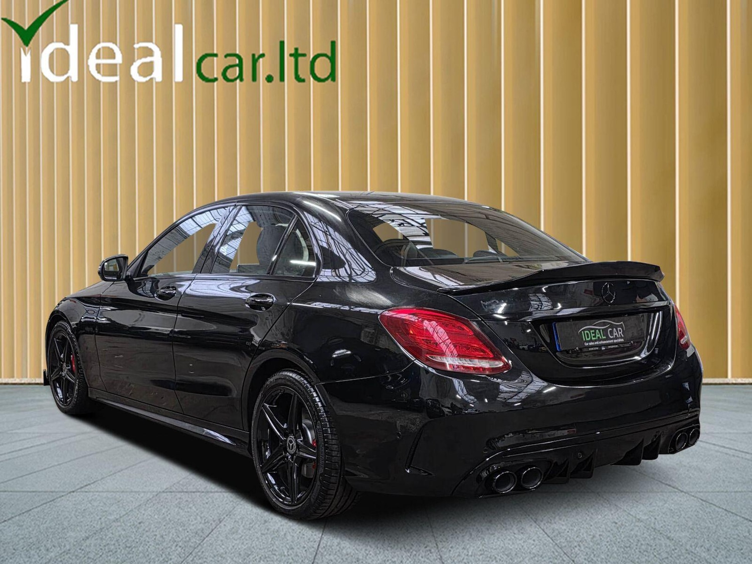 Used Mercedes-Benz C Class 2018 for sale - 77359210: Photo 2