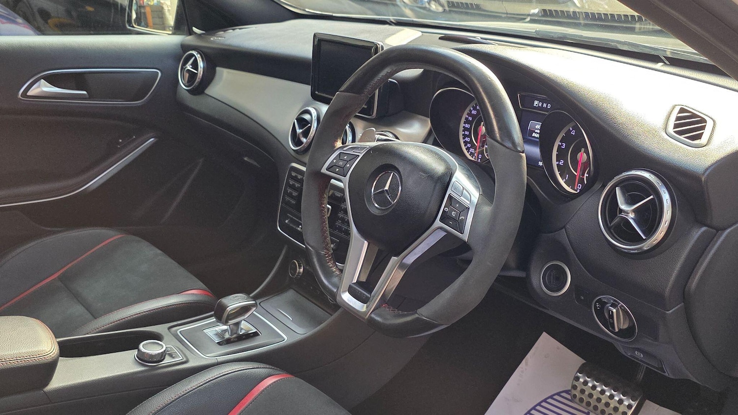 Used Mercedes-Benz GLA 2015 for sale - 77939927: Photo 2