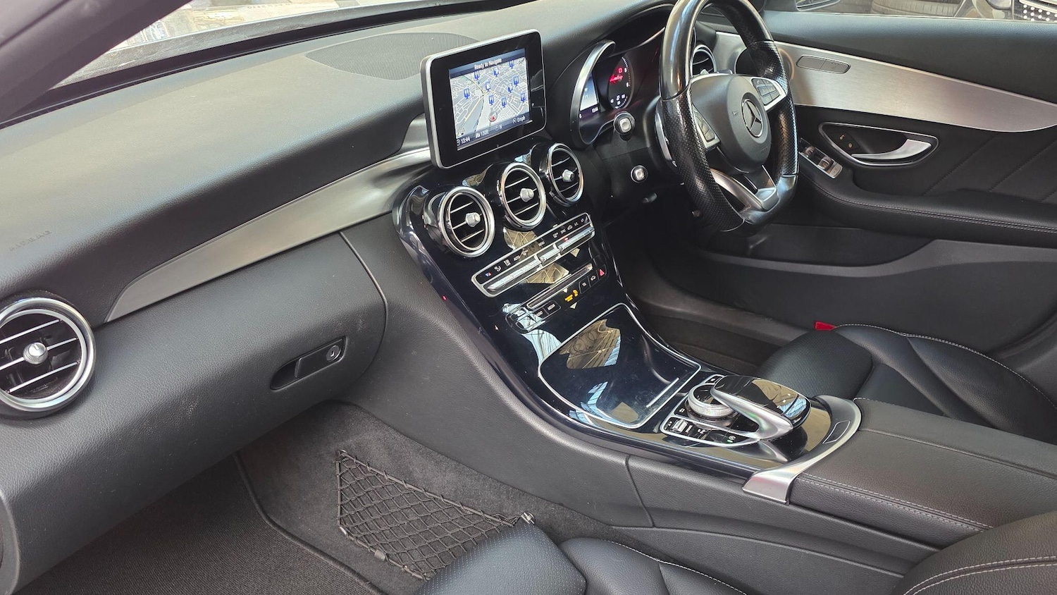 Used Mercedes-Benz C Class 2017 for sale - 77358347: Photo 13