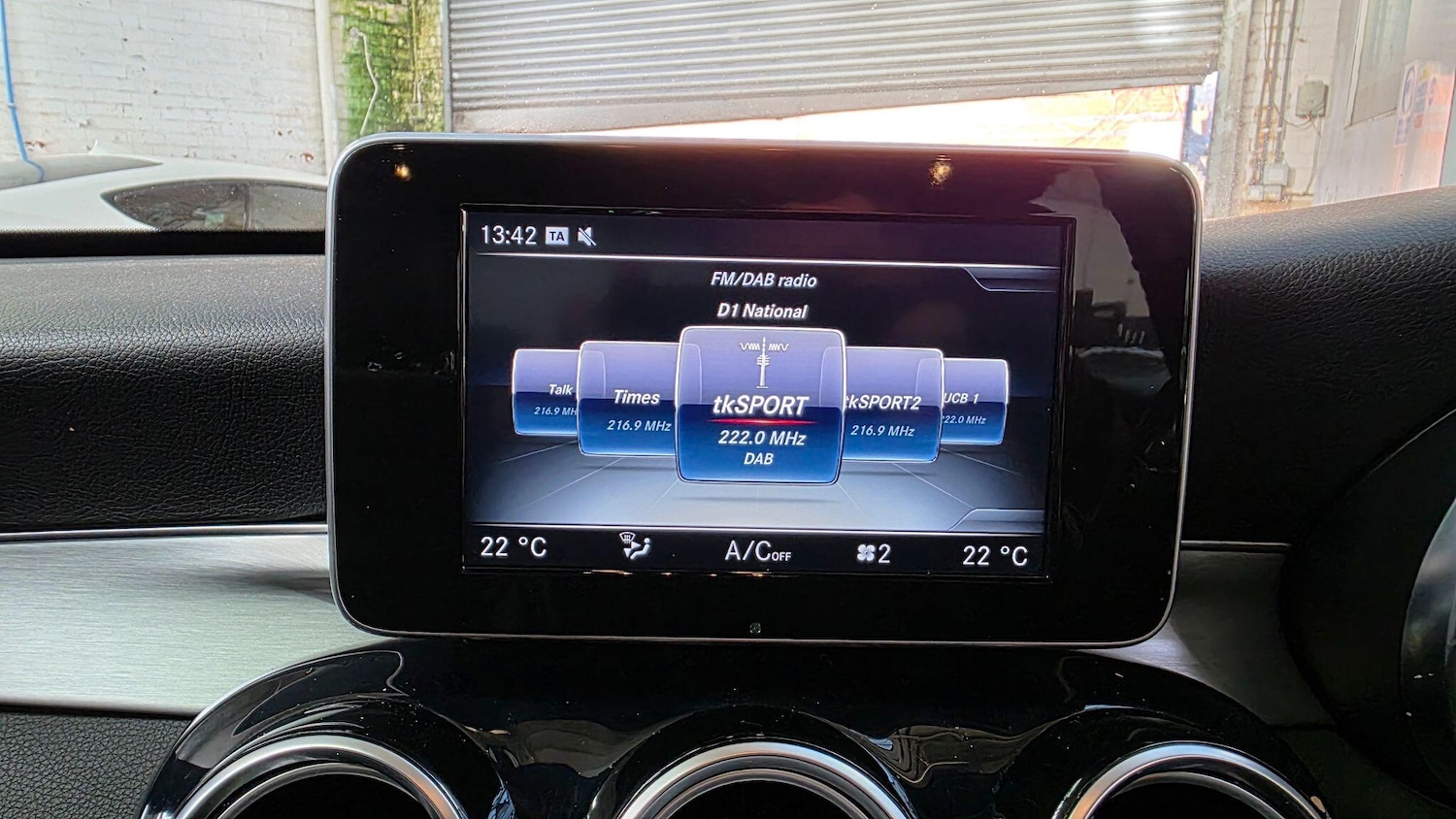 Used Mercedes-Benz C Class 2017 for sale - 77358347: Photo 22