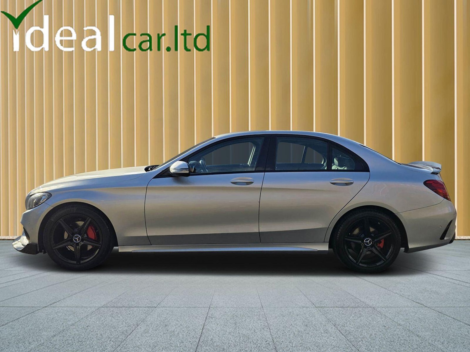 Used Mercedes-Benz C Class 2017 for sale - 77358347: Photo 4