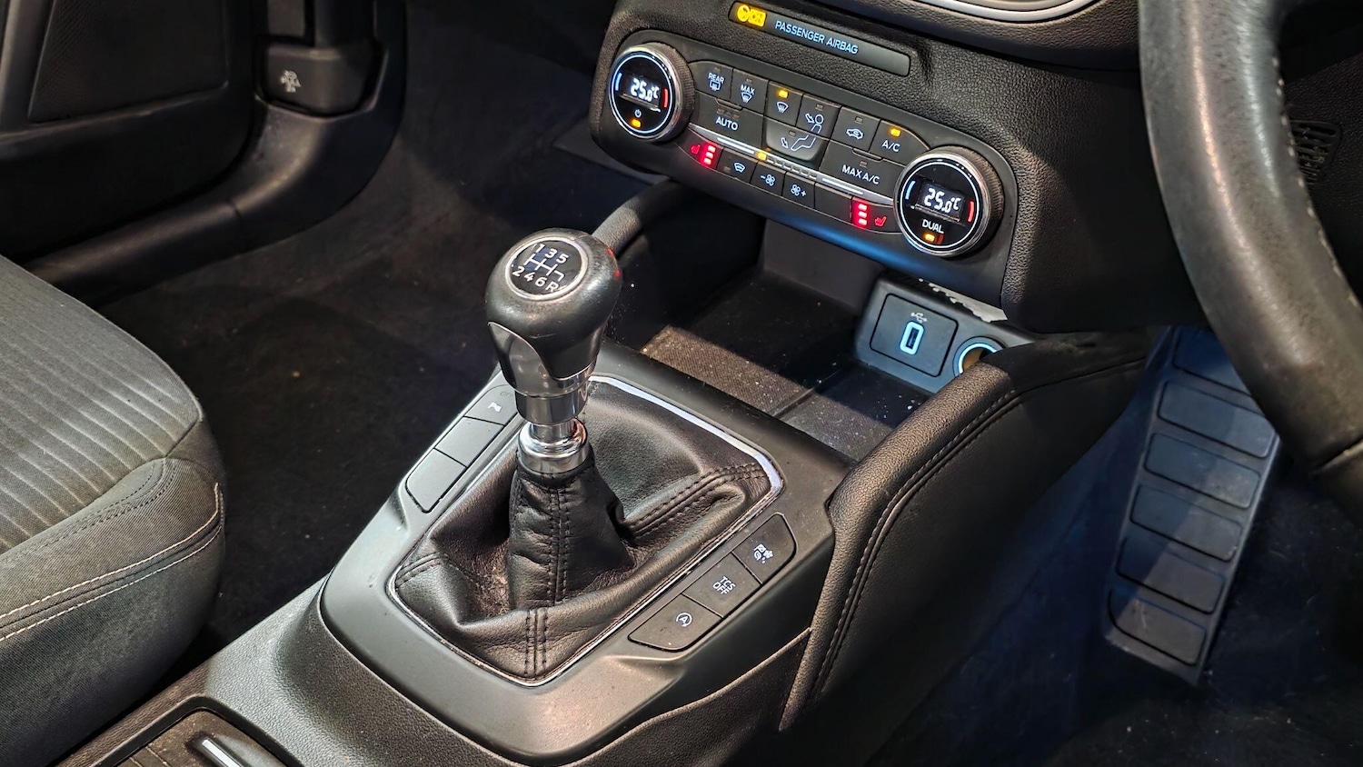 Used Ford Focus for sale - 77190412: Photo 11