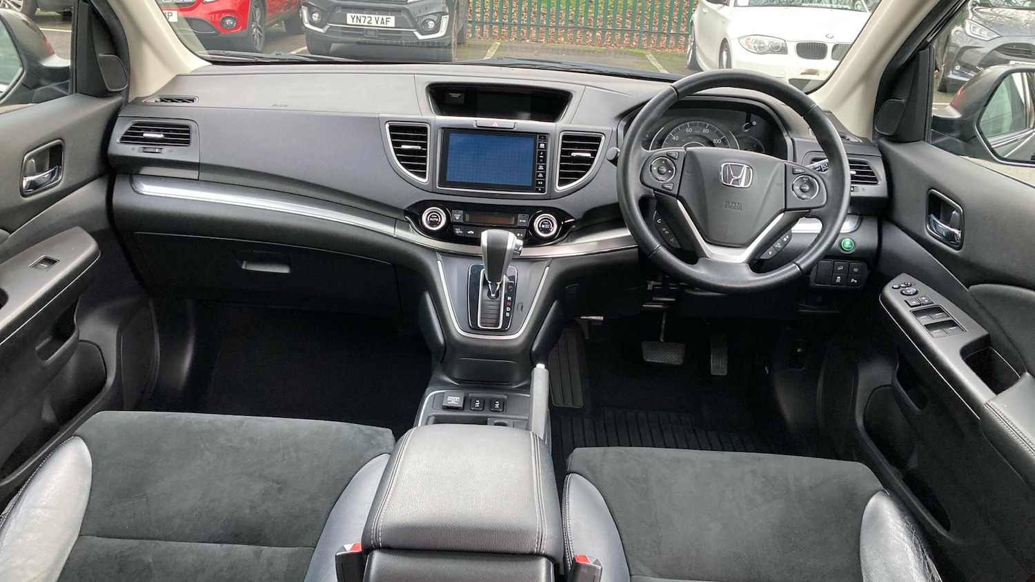 Used Honda CR-V 2017 for sale - 76891976: Photo 10
