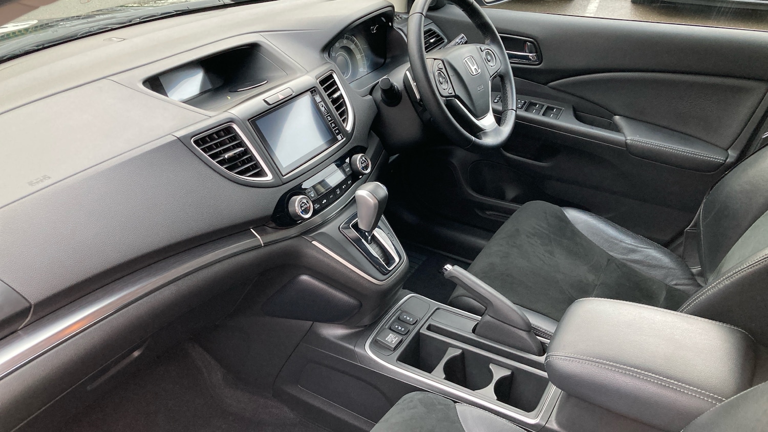 Used Honda CR-V 2017 for sale - 76891976: Photo 13