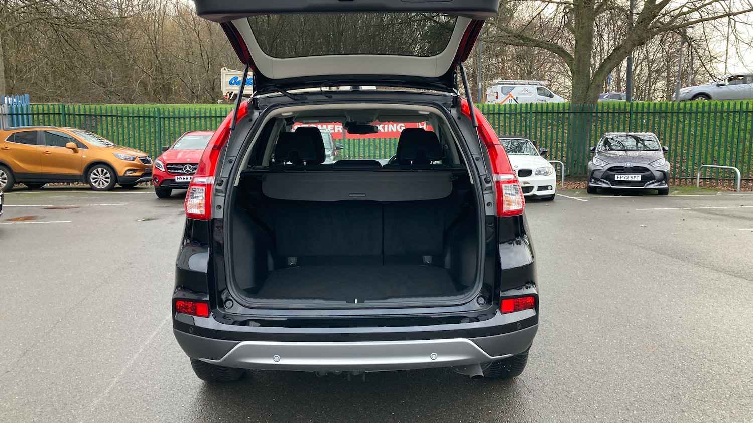 Used Honda CR-V 2017 for sale - 76891976: Photo 4