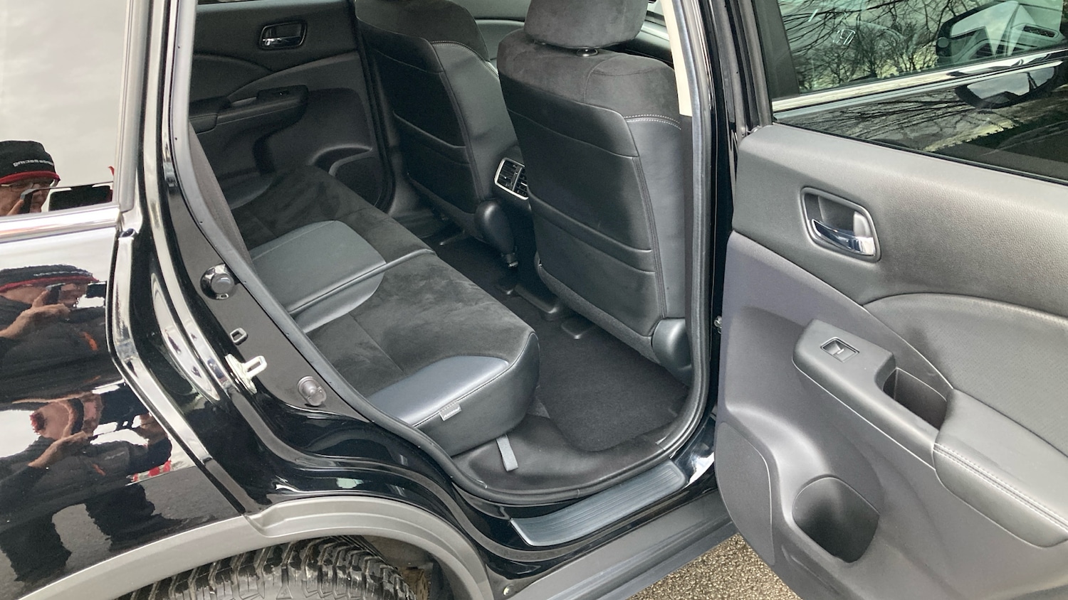 Used Honda CR-V 2017 for sale - 76891976: Photo 40