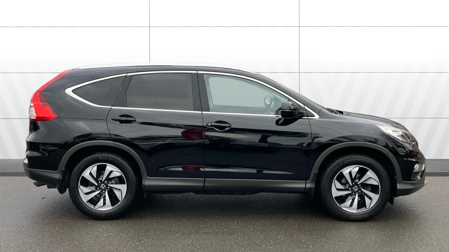 Used Honda CR-V 2017 for sale - 76891976: Photo 5