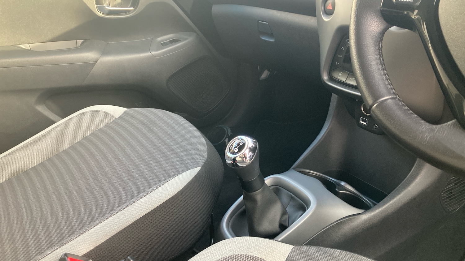 Used Toyota AYGO 2019 for sale - 77381456: Photo 14