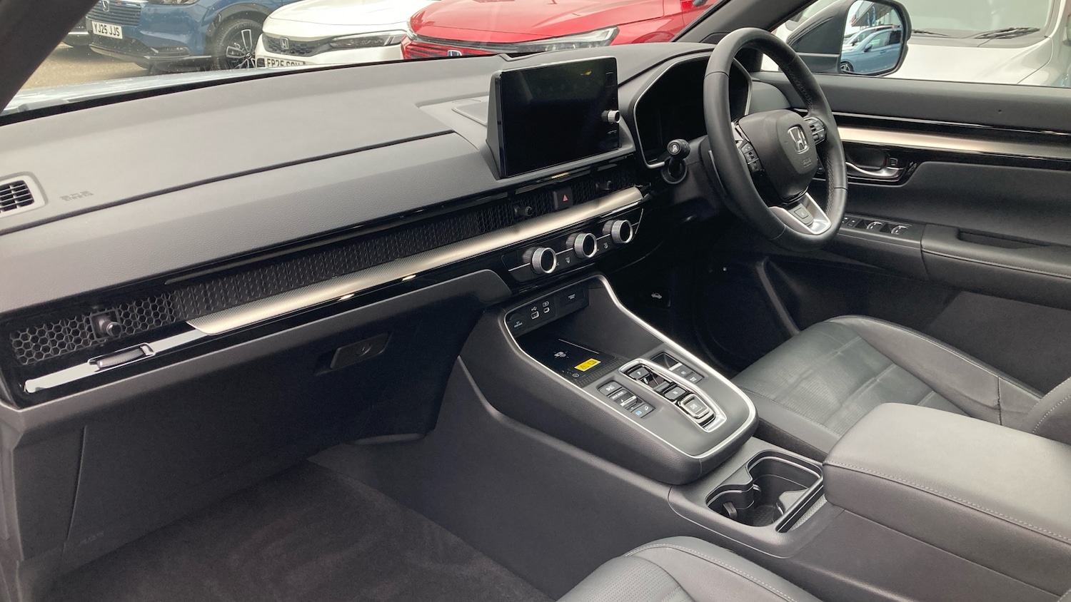 Used Honda CR-V 2023 for sale - 77883773: Photo 2