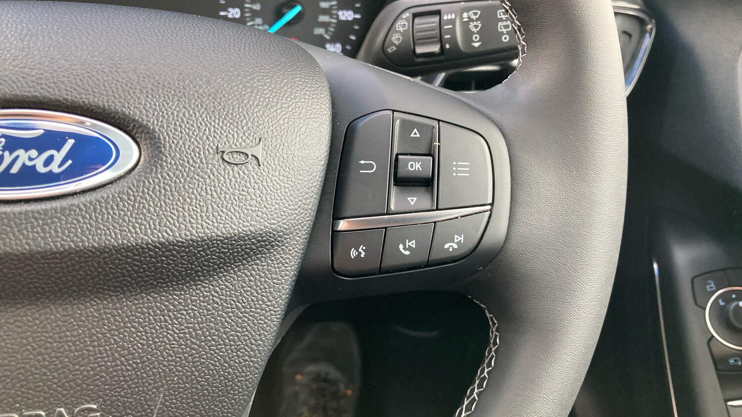 Used Ford Puma 2023 for sale - 75982351: Photo 34
