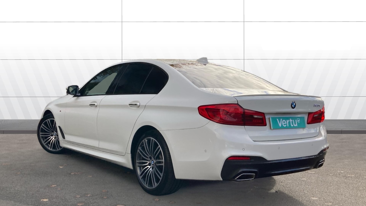 Used BMW 5 Series 2017 for sale - 76379668: Photo 2