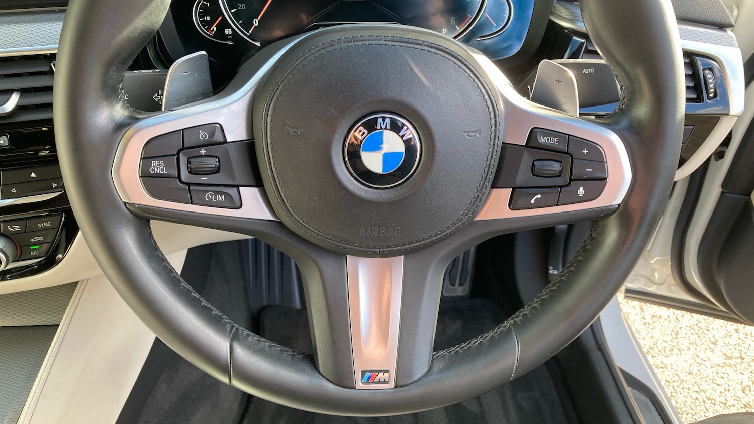 Used BMW 5 Series 2017 for sale - 76379668: Photo 21
