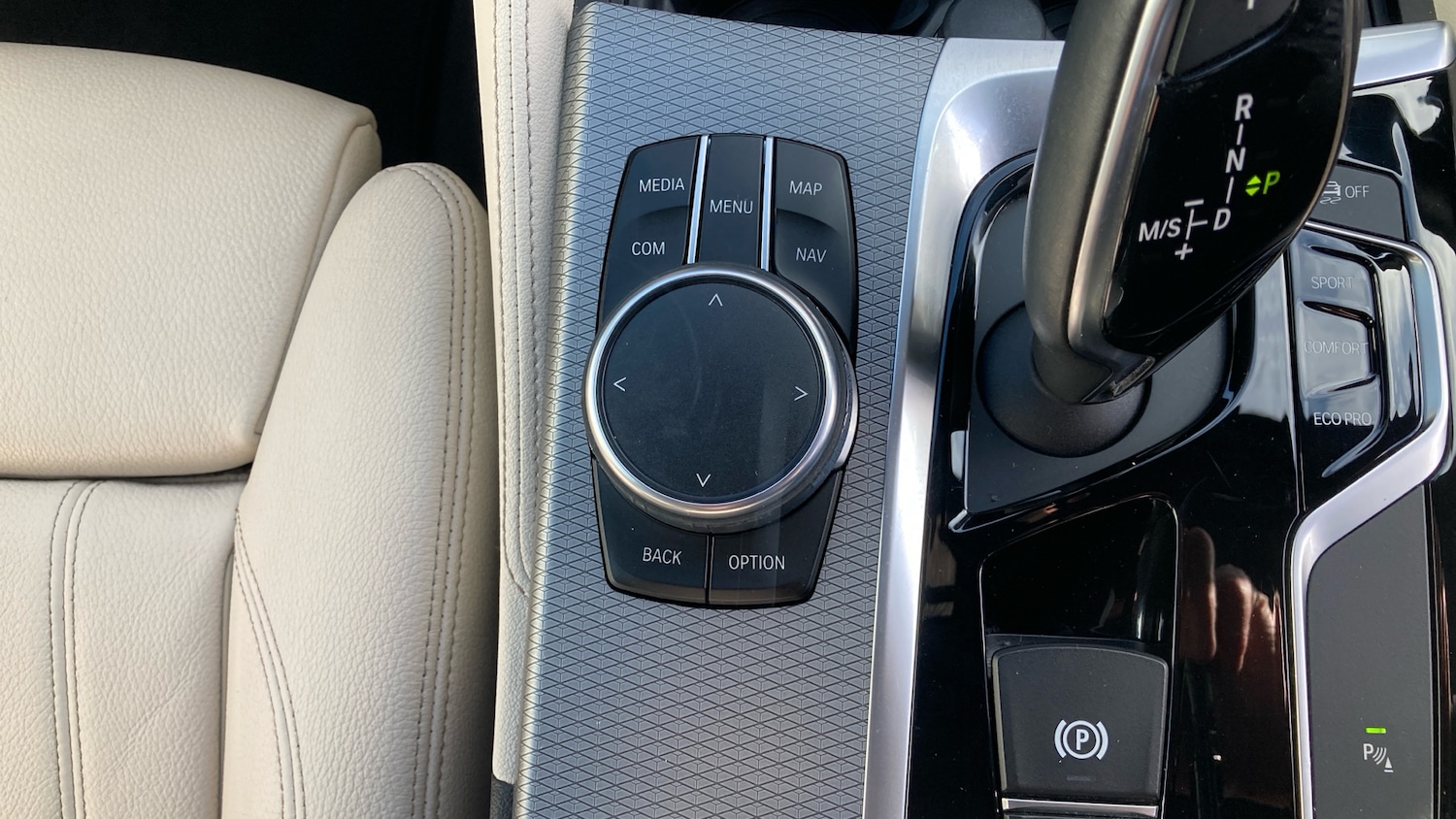 Used BMW 5 Series 2017 for sale - 76379668: Photo 42