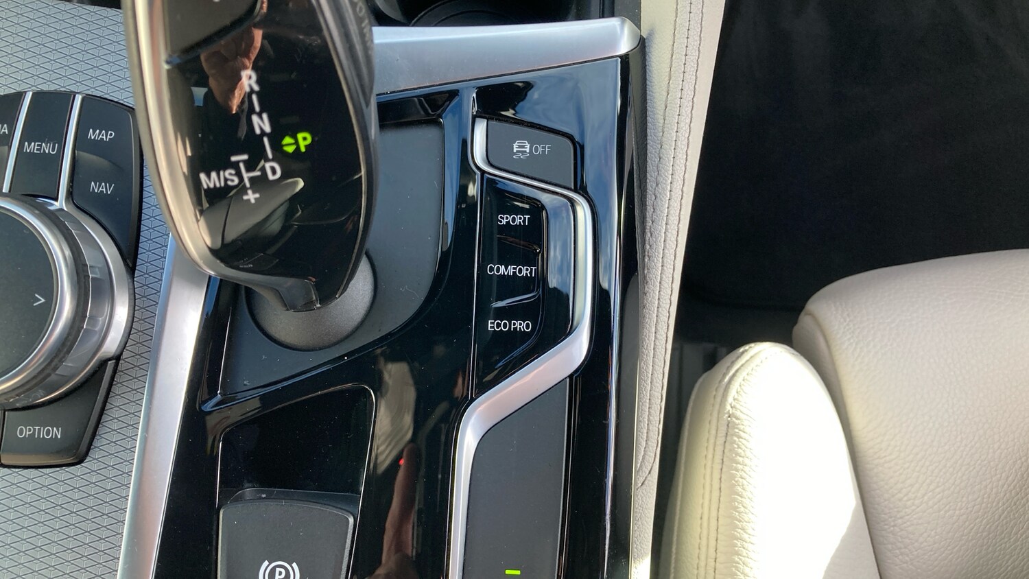 Used BMW 5 Series 2017 for sale - 76379668: Photo 43
