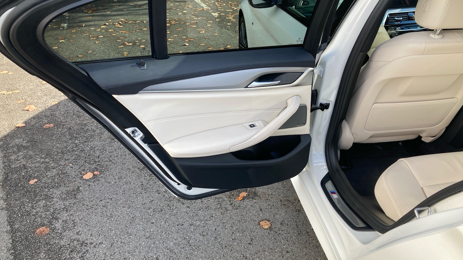 Used BMW 5 Series 2017 for sale - 76379668: Photo 62